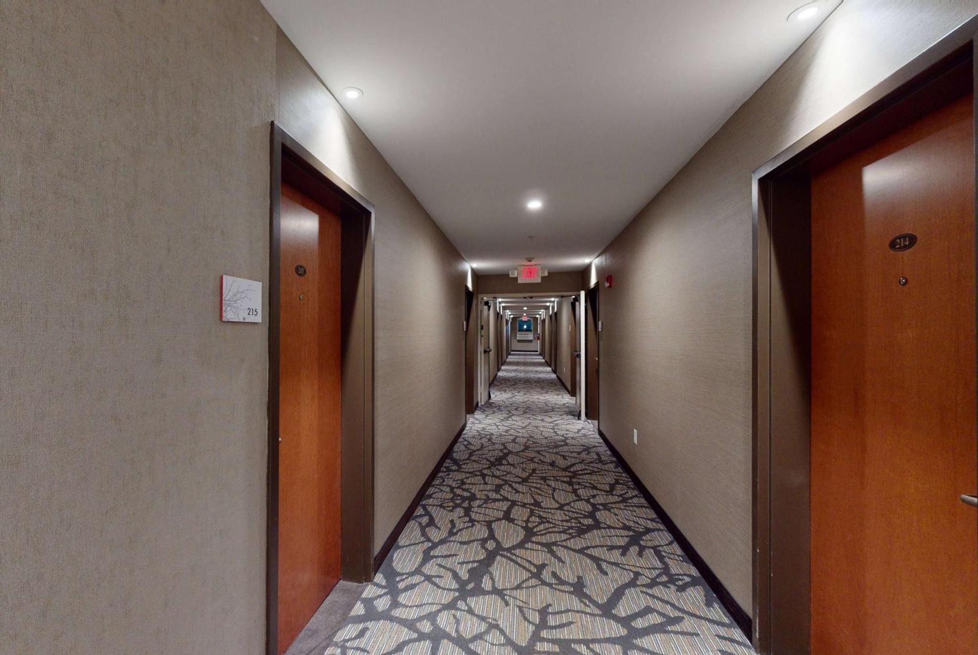 Ramada By Wyndham Strasburg - Shenandoah Valley Esterno foto